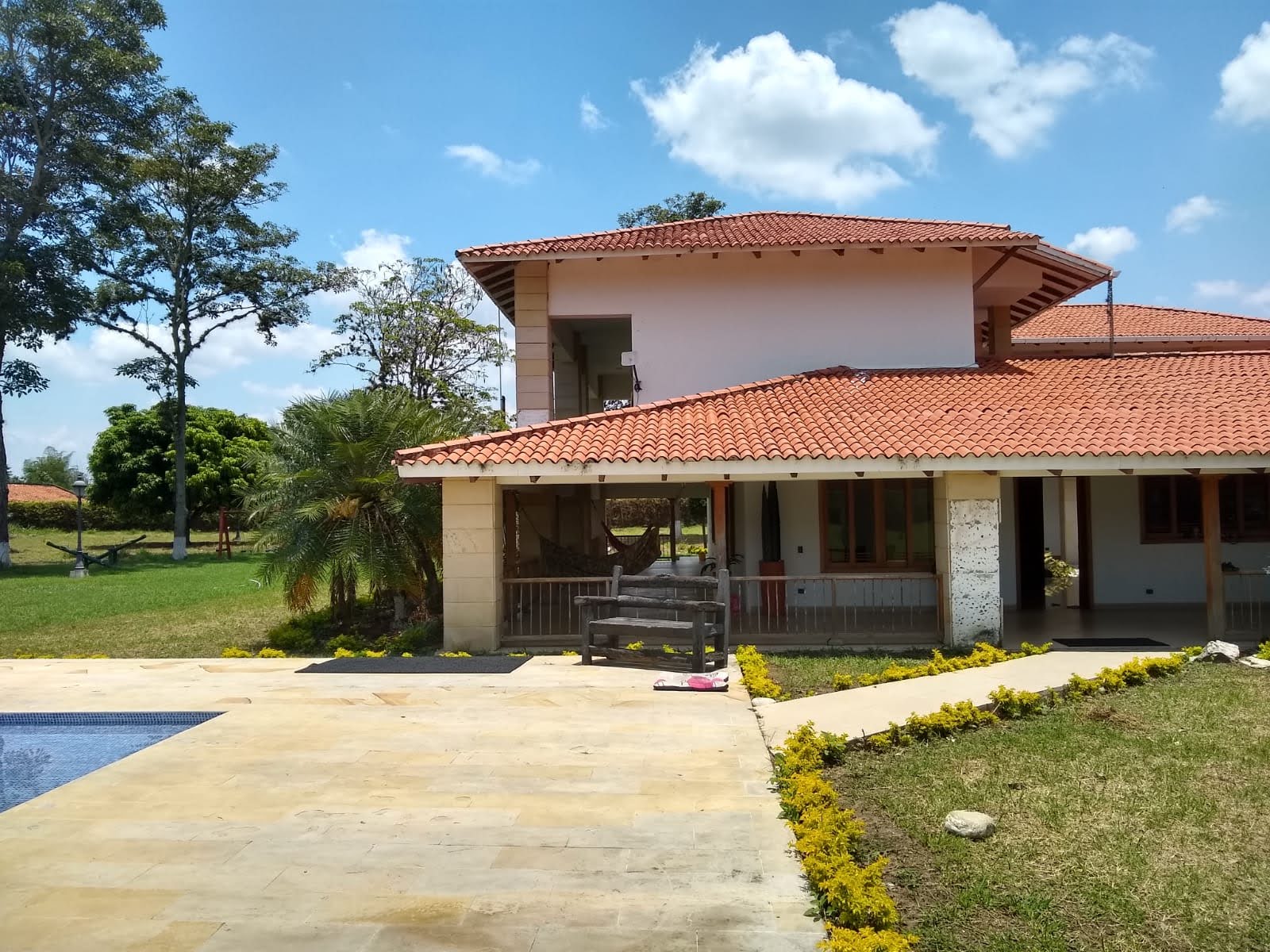 Fincas Rozo Alquiler de Finca La Lujosa Rozo - Alquilandoya